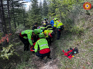 Biker cade a Colle San Marco, intervento del Soccorso Alpino